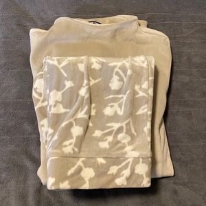 Land’s End Pajama Set